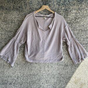 We The Free Blouse Womens Medium Striped Tunic Flared Sleeve V Neck Relaxed Fit‎